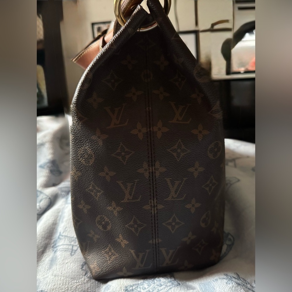 Louis Vuitton Brown and Red Shoulder Bag - Picture 8 of 11
